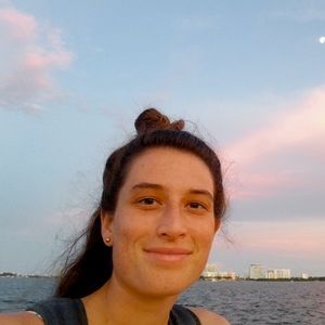 Meet your Posher, Jenna